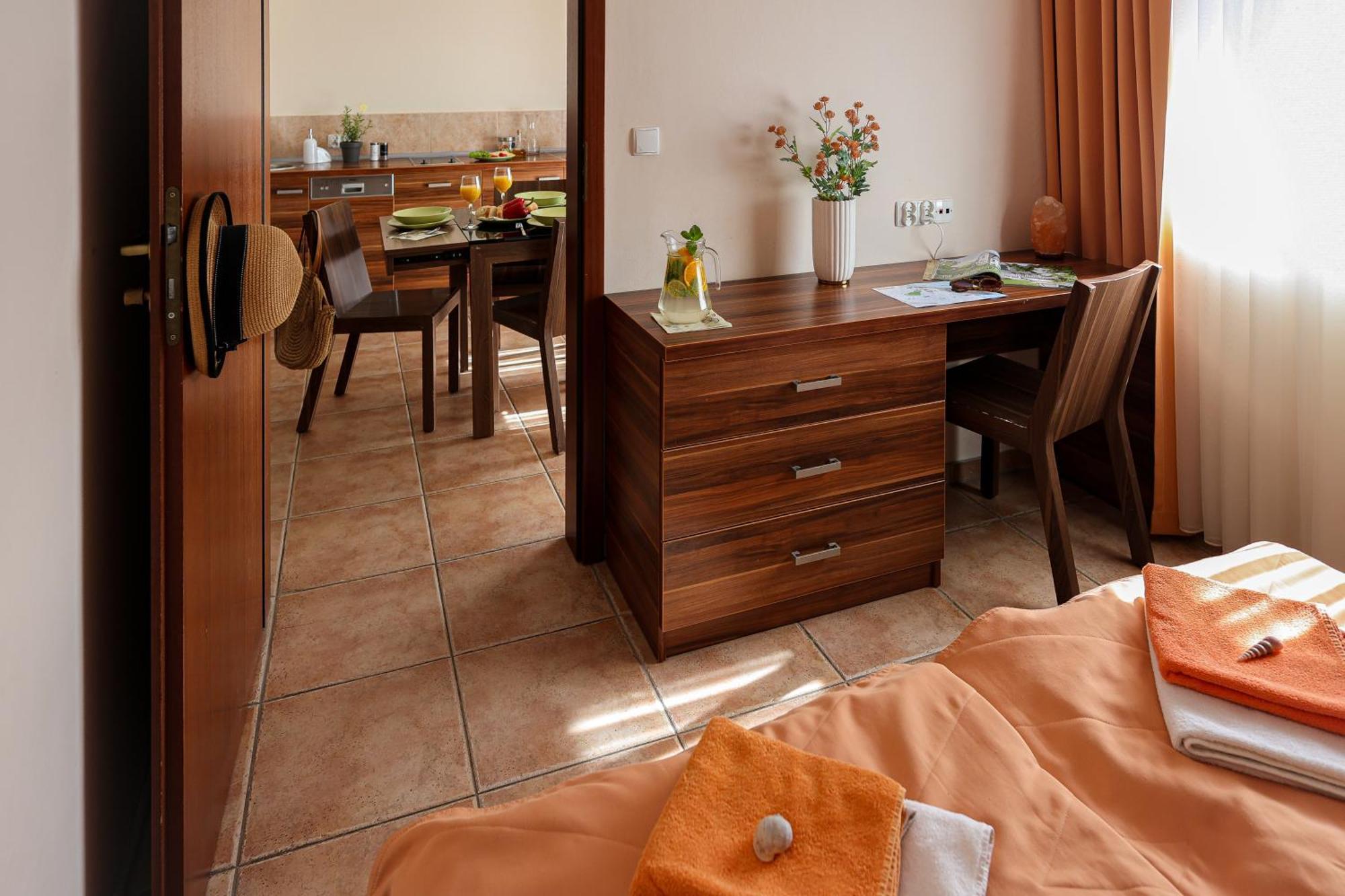 Amelia Apartamenty - Sala Zabaw, 2 Sypialnie, Garaz Podziemny Wladyslawowo Luaran gambar